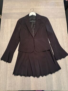 zinc Black Tailored Blazer with Flared Cuffs and Matching Skirt